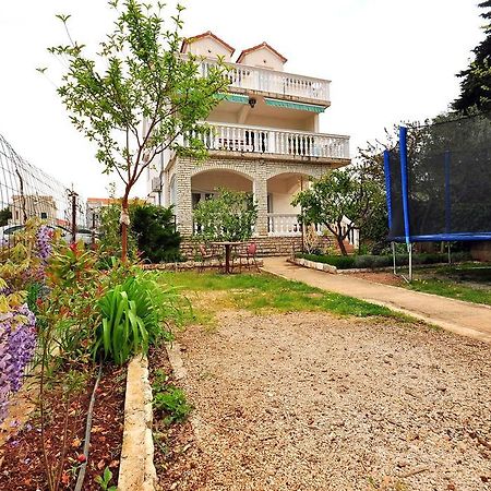 Apartments Toni Водице Екстериор снимка